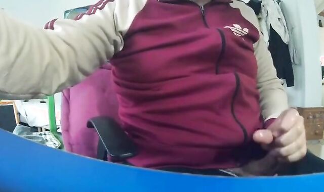 Big-Cock Bear Masturbating on Webcam 3