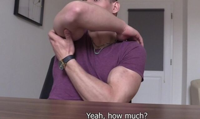 Grubby Scout:voyeur Czeching Out His Abilities in Prague