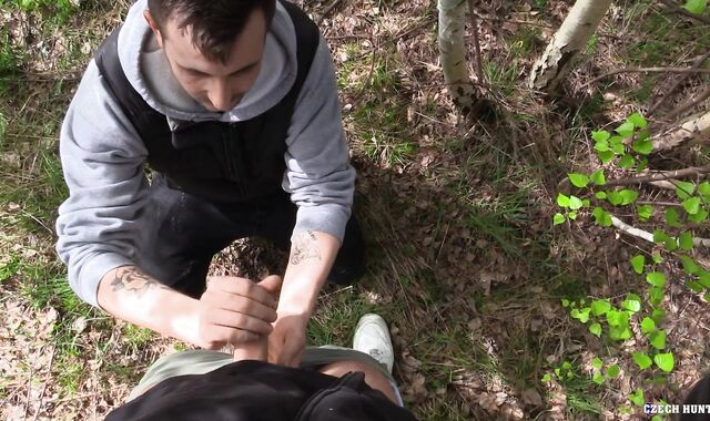 Czech Hunter:voyeur Toying A Game That Will Leave You Wanting More