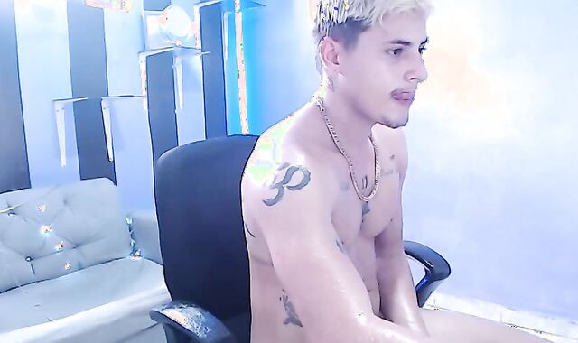 Daniel Spunks 2x On web cam