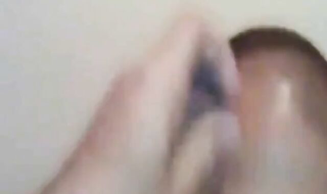 Arab tenant sucks big cock to avoid rent