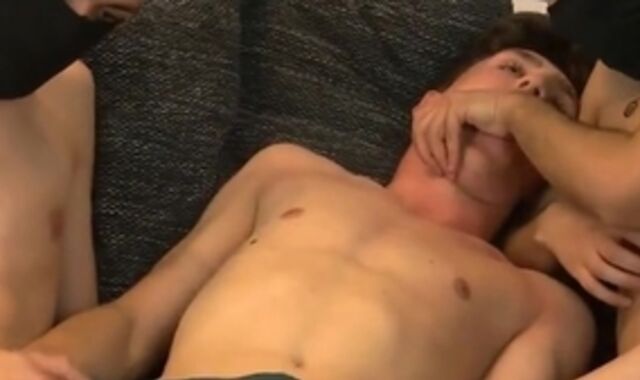 eighteen Yr father Caruso,voyeur German Twink twunk 3-some plow Germany double penetration Going knuckle deep