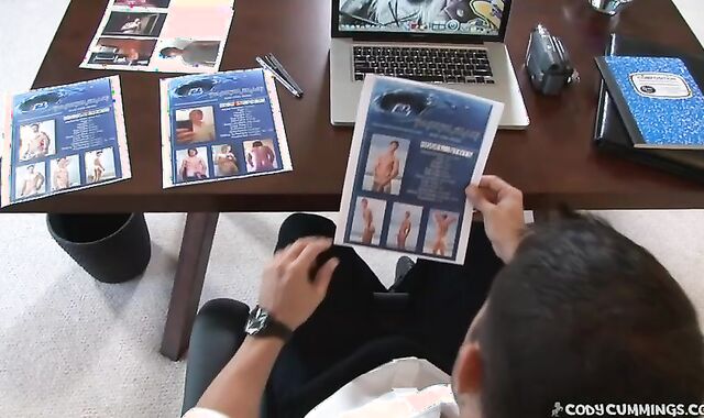 Cody Cummings:voyeur Sneaky Surprise for the Fresh Fellow