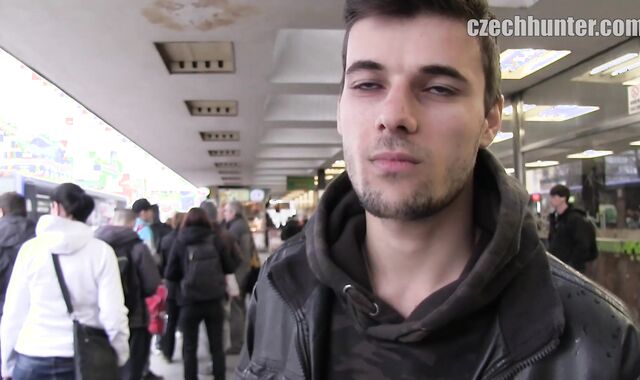 Czech Hunter:spycam Pruning Dreads for the Timid One