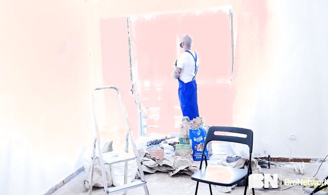 HotAFmen:spycam In the Throes of Monster Trunk