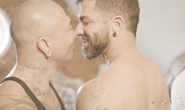 Got An Absolute super-naughty Wh0re As A Bounty To plumb