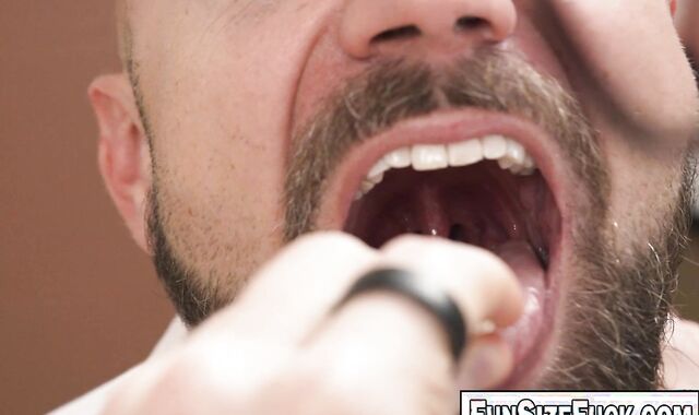 INCREDIBLE! Deepthroat ULTRASOUND gay doctor!