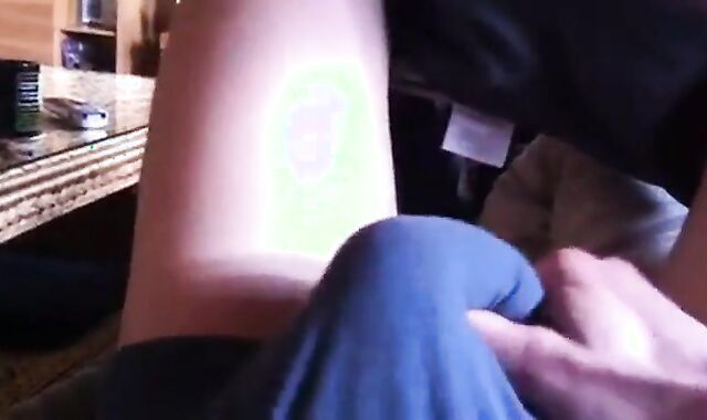 Heißer Morgen: Masturbation und Abspritzen