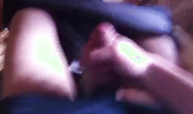 Heißer Morgen: Masturbation und Abspritzen