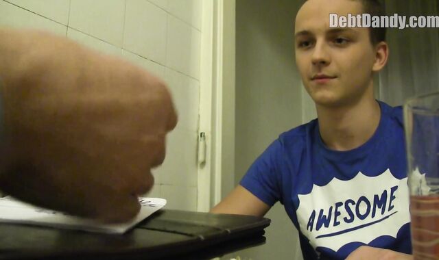 chap dresses in hottie's raiment and acts like a mutt