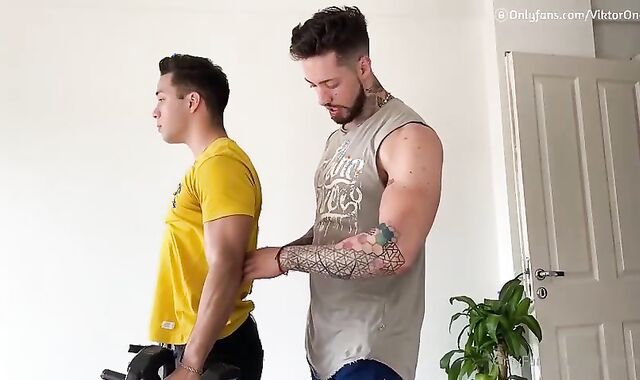 A Customer Got Me So jiggly That My rod Commenced To Stand Up On Its Own And this boy Noticed It voyeur-voyeur sugary-sweet J