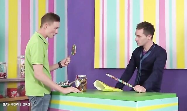 Euroboy voyeur-spycam Teentastic bashing Disc 1.mp4