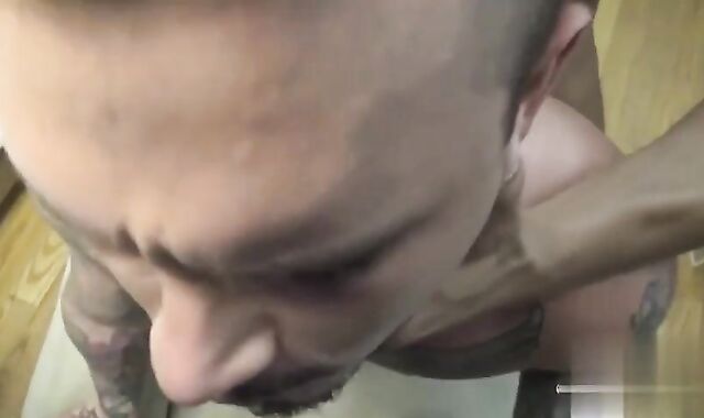 fag Pulls Strangers trouser snake thru A aperture