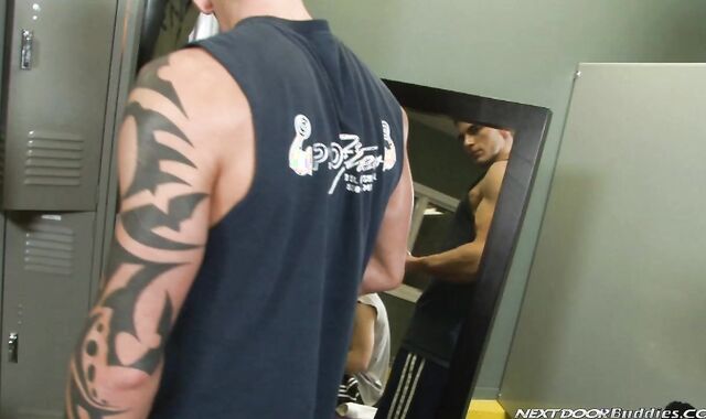 Next Door Mates:voyeur Sweating It Out Together