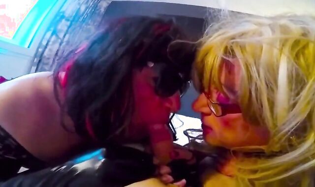 Big Daddies and Crossdressers Blowjob Party