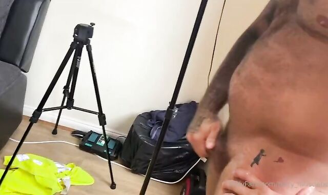 OF_voyeur-spycam_Gerald_Gschiel,voyeur_Viking_Will_voyeur&spycam_Andy_Lee