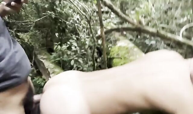 Bitchboymd deep-throating weenie On The Trail