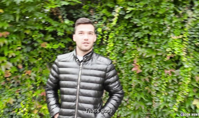 Czech Hunter:spycam Spreading Butts in Prague