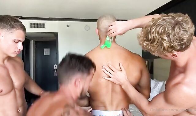 Daniel,spycam Gary,voyeur Giovafit voyeur&spycam Sean