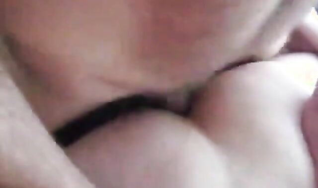 Hung Amateur Bareback 2