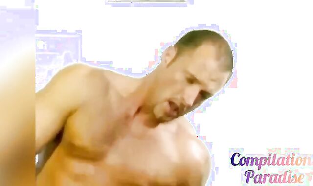 Bottoms Getting plowed whilst mighty spycam?