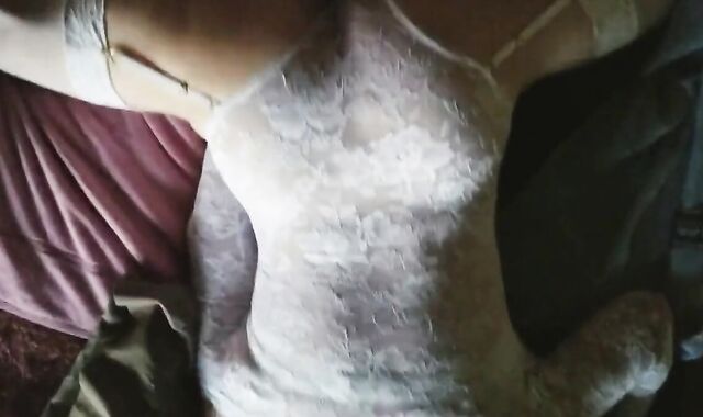 Bareback Amateur Crossdresser Takes BBC