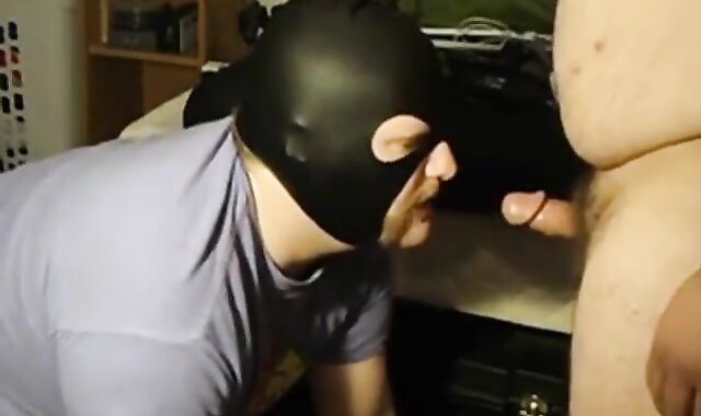 Verbal Bear Master Uses Slave - Huge Facial