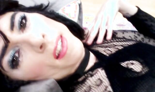 Big-Cock Crossdresser Selfie