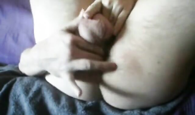 Self-Fucking Creampie: Gaping Gay Man Masturbating