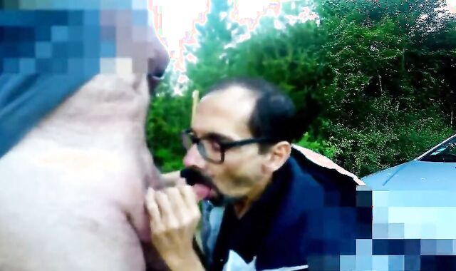 Pipe au Lac: Outdoor Blowjob with Hunks 2