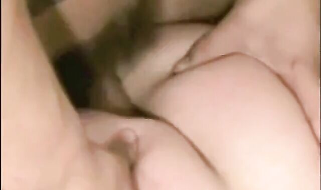 Muscle Bottom's Vocal Bareback Breeding