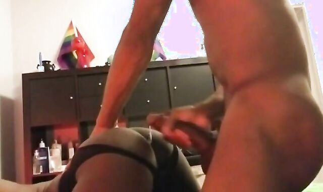 Black Bareback Amateur Takes Big Cock 4