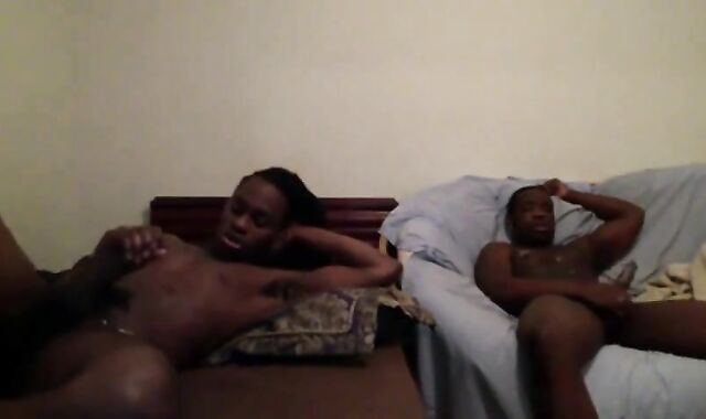 Big-Cock Hunks Jerk Off to Porn Together