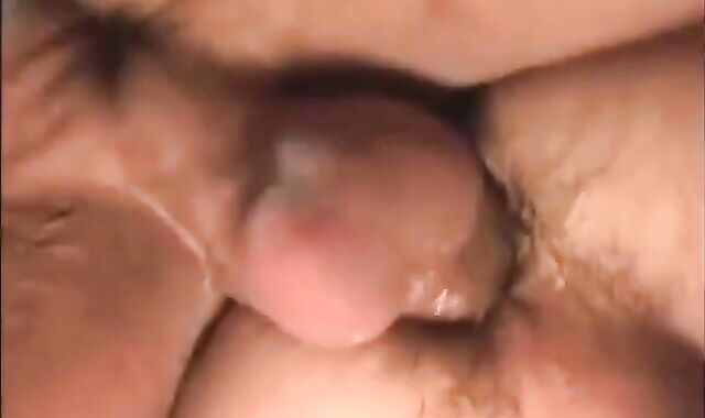 Big Cock Amateur Hunk Gets a Mouthful of Cum