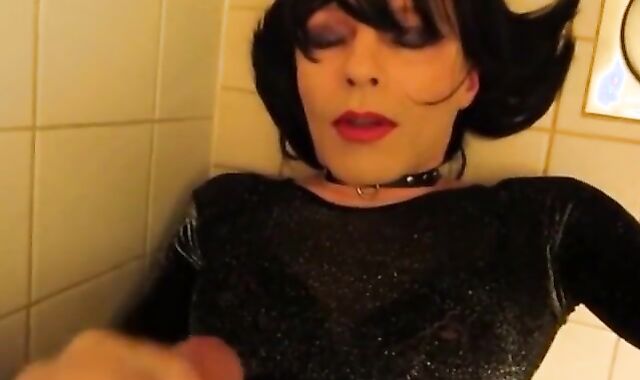 Self-Facial Crossdresser Amateur Anal Bukkake 2