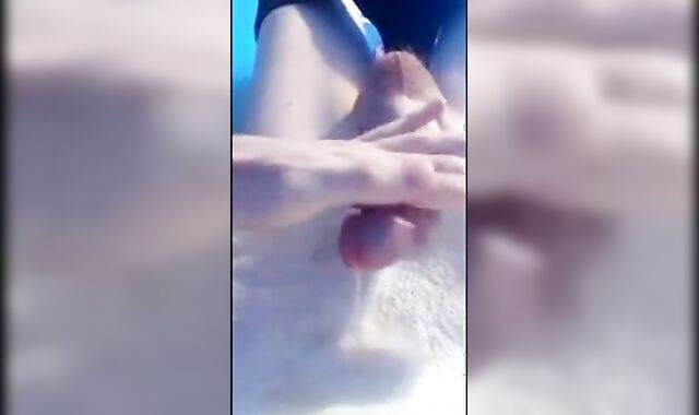 Twink Jonnyboyxx222 Strokes it