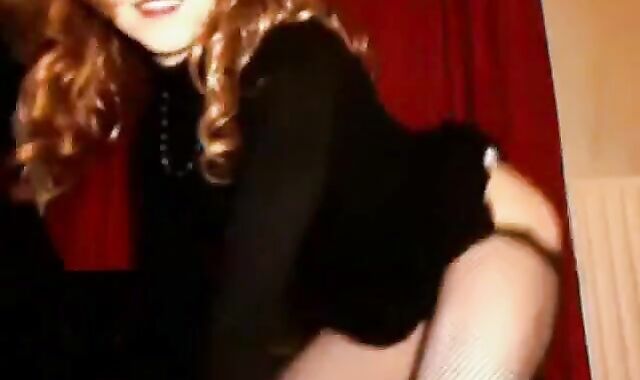 Crossdresser Fun with Amateur Man