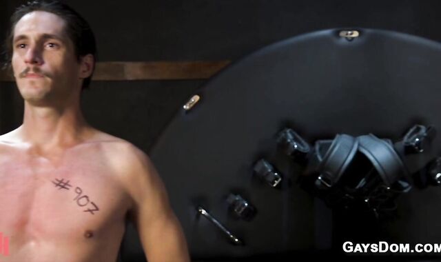 Gay Dungeon Extreme BDSM Competition