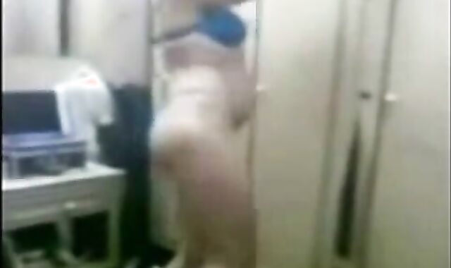 Egyptian Crossdresser Dances Sensually
