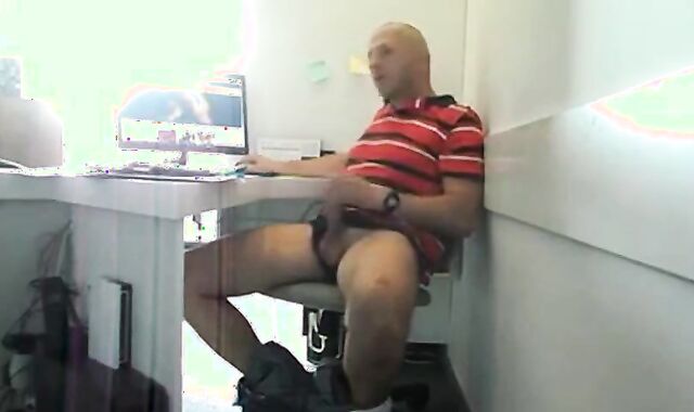 Big-Cock Daddy Jacks Off at Work