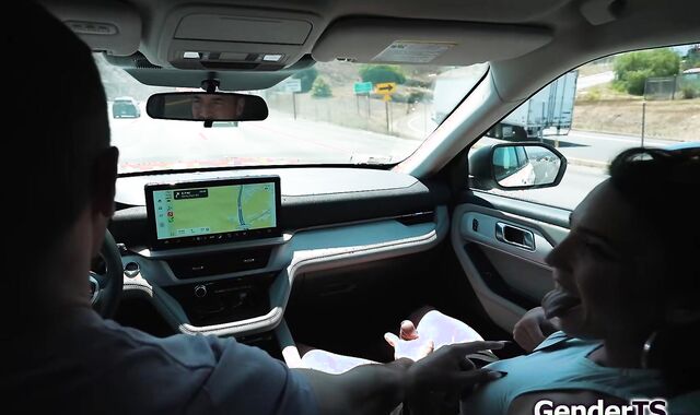 Tgirl Kasey Kei jerked off on the road