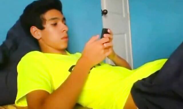 Latin Amateur Twink Masturbating Solo