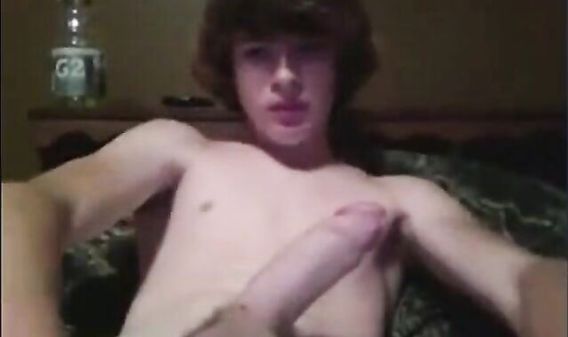 Amateur Twink Masturbating on Webcam 2