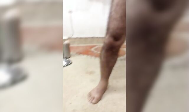 Big-Cock Syrian Daddy Masturbating 2