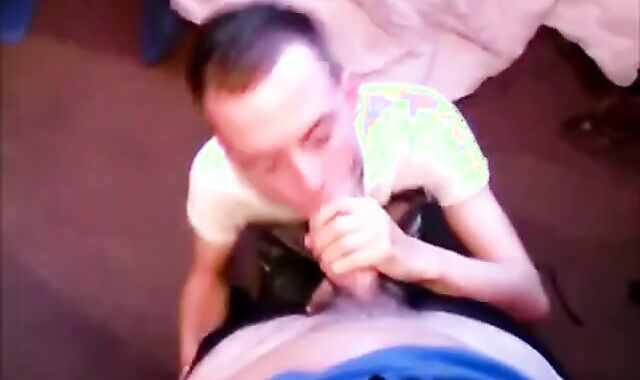 Glory Hole Amateur Sucks Big Fat Cocks