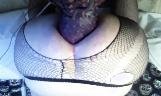 Bad Dragon XL Fun on Webcam 2