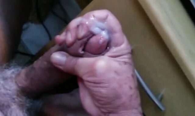 Daddies and Bears Masturbating 4