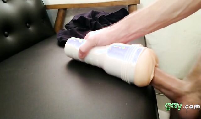Lisa Ann Fleshlight: 4 Cumshots in 5 Minutes 2