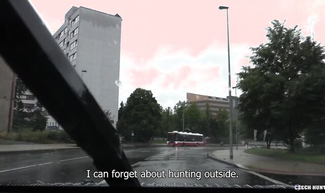 Czech Hunter: Cashier Dilemma, Cash and Zeal