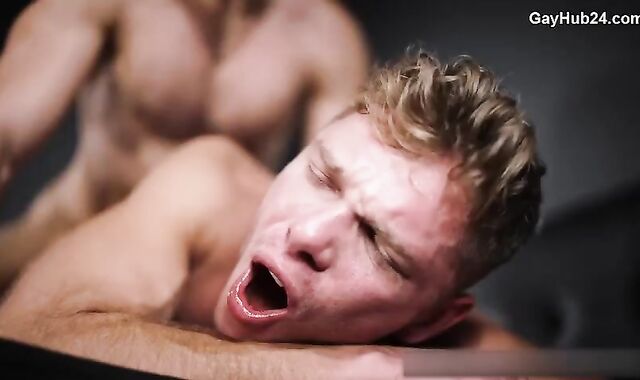 pretty youngsters Have unprotected pucker intercourse. Facial cumshot climax